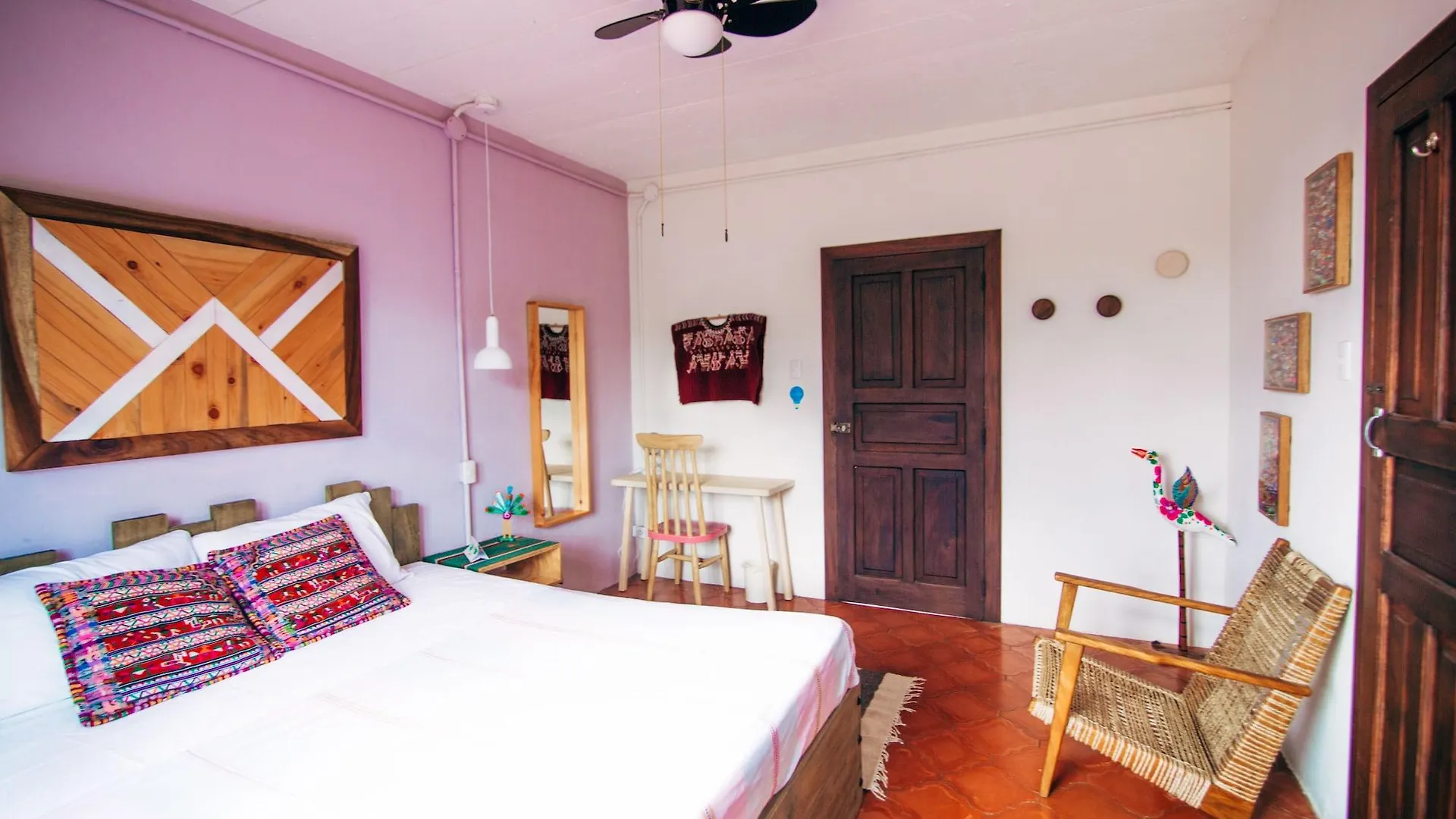 Socialtel Antigua Hotel