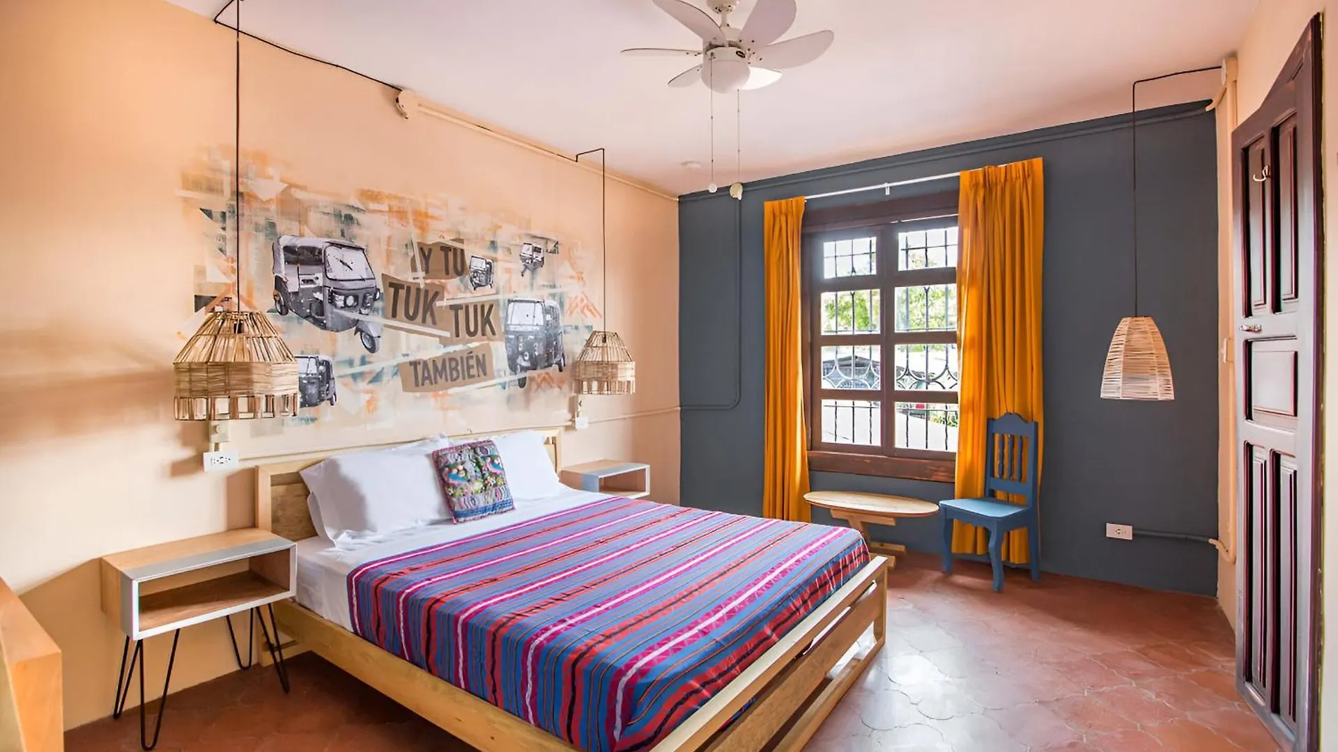 Hotel Socialtel Antigua