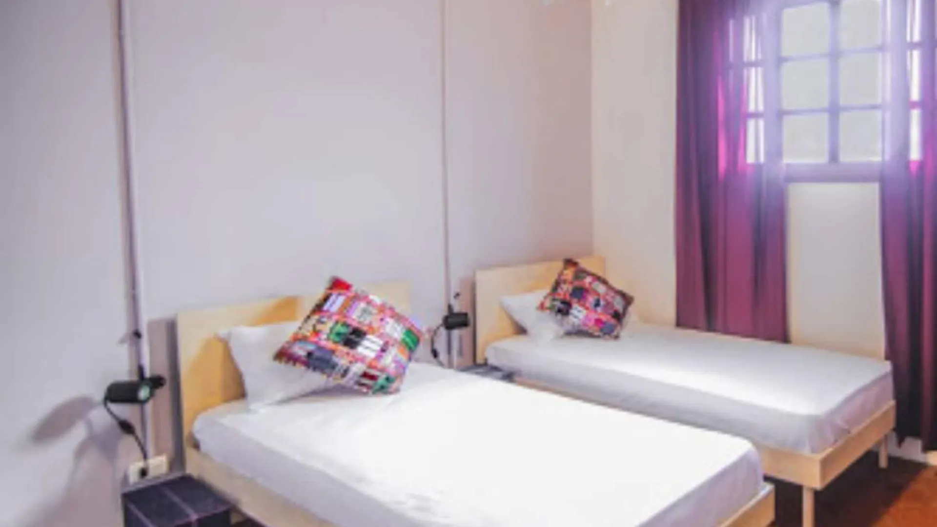 Socialtel Antigua Hotel